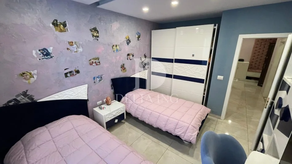 Tirane, shitet apartament 2+1+Aneks+Ballkon Kati 3, 116 m² 240.000 € (Liqeni i thate)