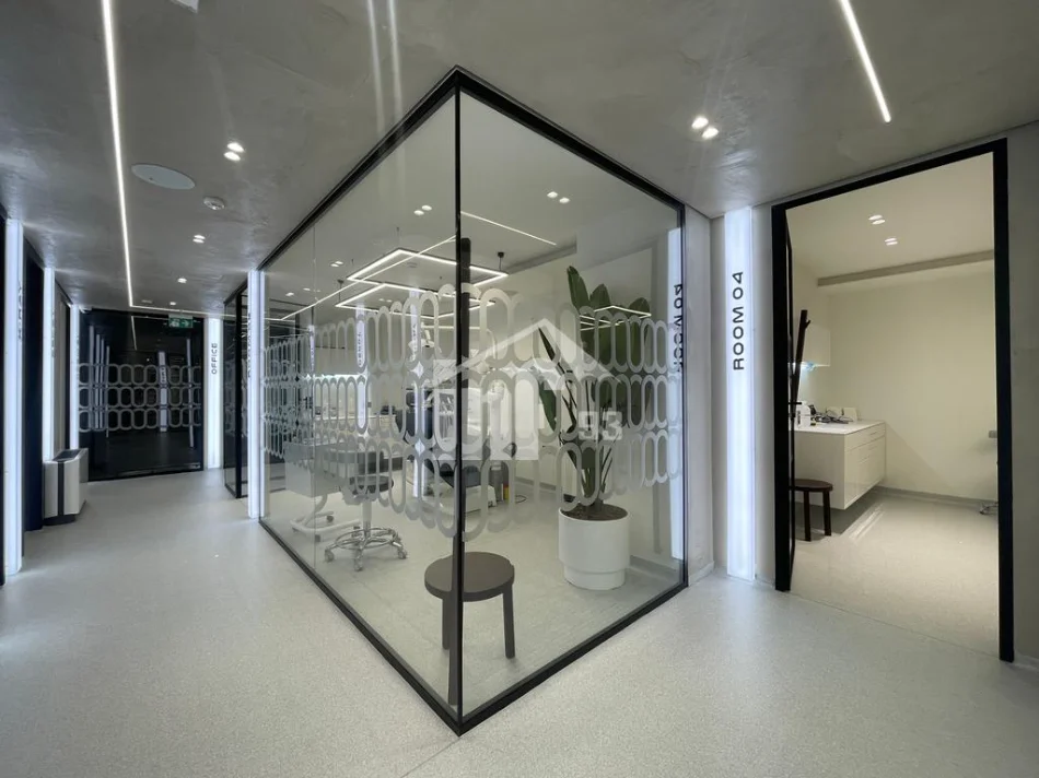 Tirane, shitet ambjent biznesi Kati 1, 259 m² 1.080.000 € (RRUGA "PJETËR BOGDANI", PRANË ISH BLLOKUT)