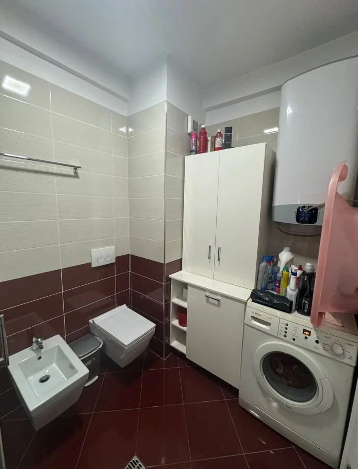Tirane, jepet me qera apartament 1+1 Kati 6, 75 m² 850 € (Komuna e Parisit)