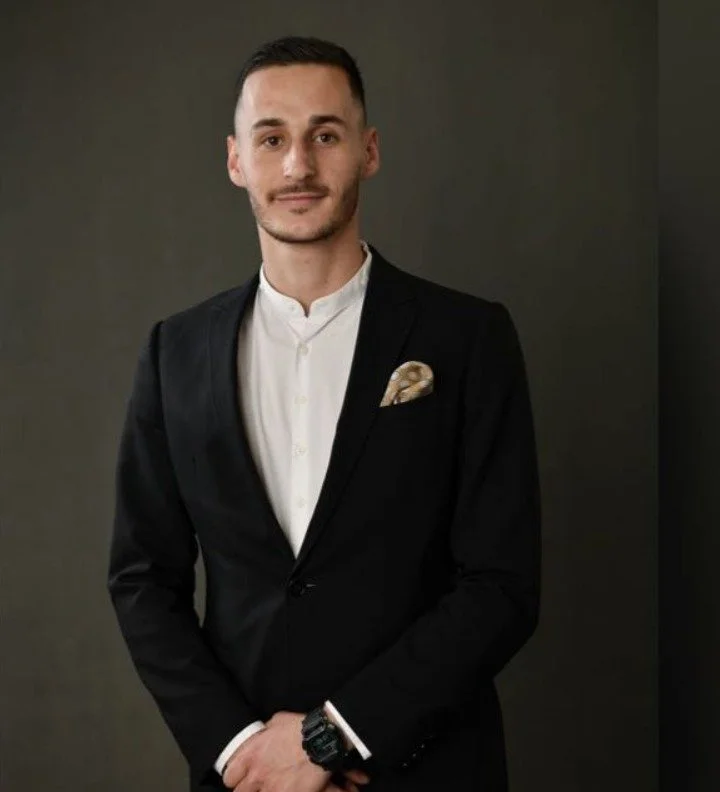 Tirane, shitet apartament 2+1+Aneks+Ballkon Kati 2, 100 m² (Paskuqan)