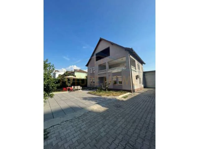 Tirane, jepet me qera shtepi 3 Katshe Kati 0, 402 m² 1.500 Euro (Mezes)