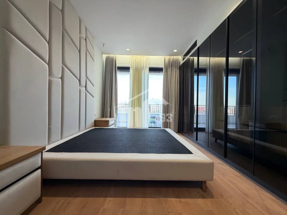 Tirane, shitet apartament 1+1+Ballkon Kati 5, 90 m² 242.000 € (TEK LIQENI I THATË)