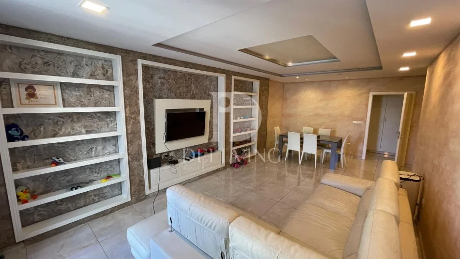 Tirane, shitet apartament 2+1+Aneks+Ballkon Kati 3, 116 m² 240.000 € (Liqeni i thate)