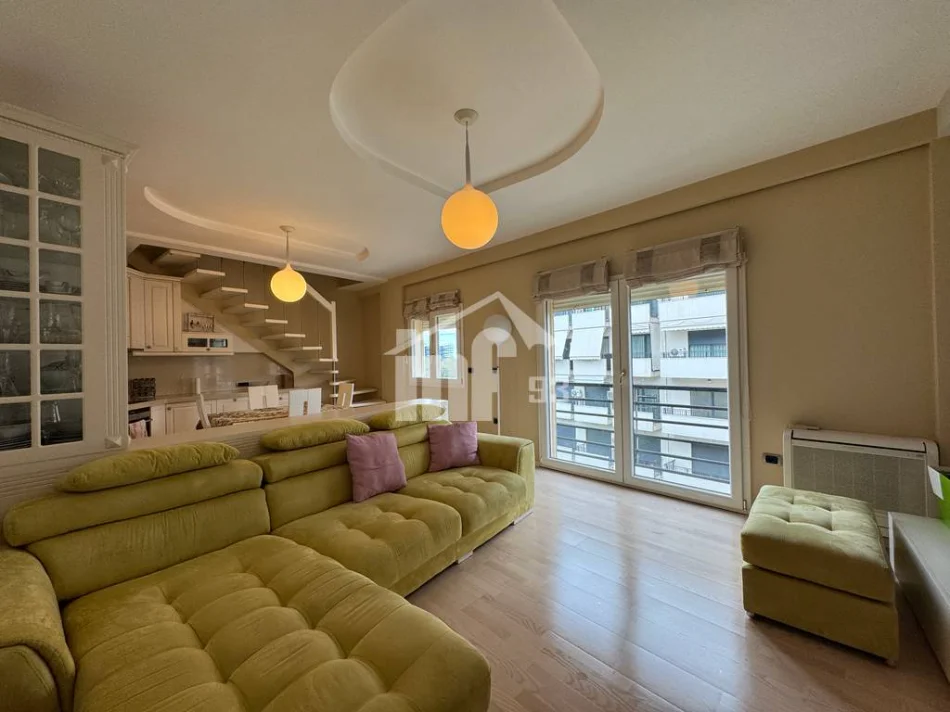 Tirane, shitet apartament duplex 2+1 , 120 m² 280.000 € (TEK LIQENI I THATË)