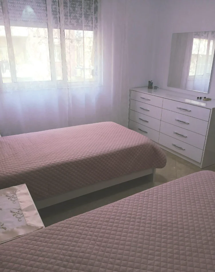 Tirane, jepet me qera apartament 2+1 Kati 2, 97 m² 520 € (Fresku)