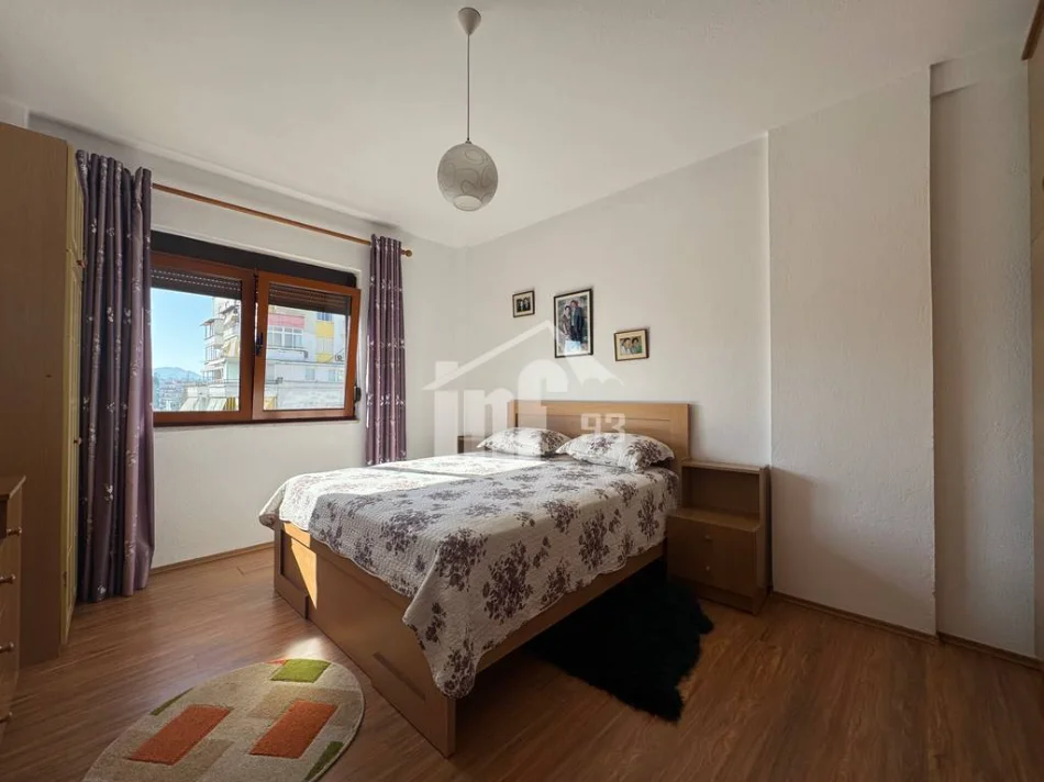 Tirane, shitet apartament 2+1+Ballkon Kati 5, 106 m² 220.000 € (PRANË MINISTRISË SË JASHTME)