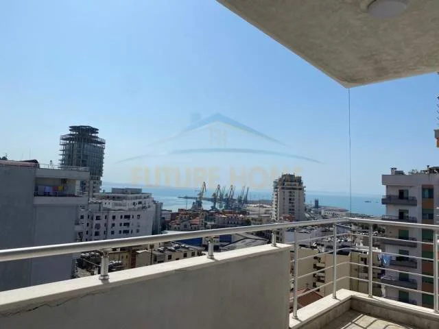 Durres, jepet me qera apartament 3+1+BLK Kati 9, 135 m² 500 Euro (Bashkia)
