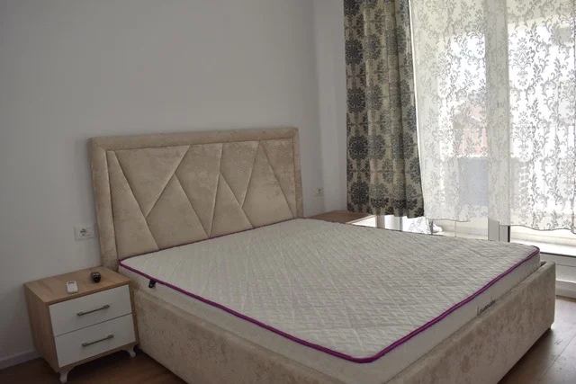 Tirane, jepet me qera apartament 1+1 , 60 m² 450 € 