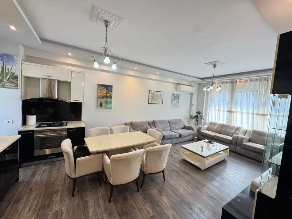 Tirane, shitet apartament 2+1+Aneks+Ballkon Kati 5, 94 m² 258.000 € (Kopshti Zoologjik)