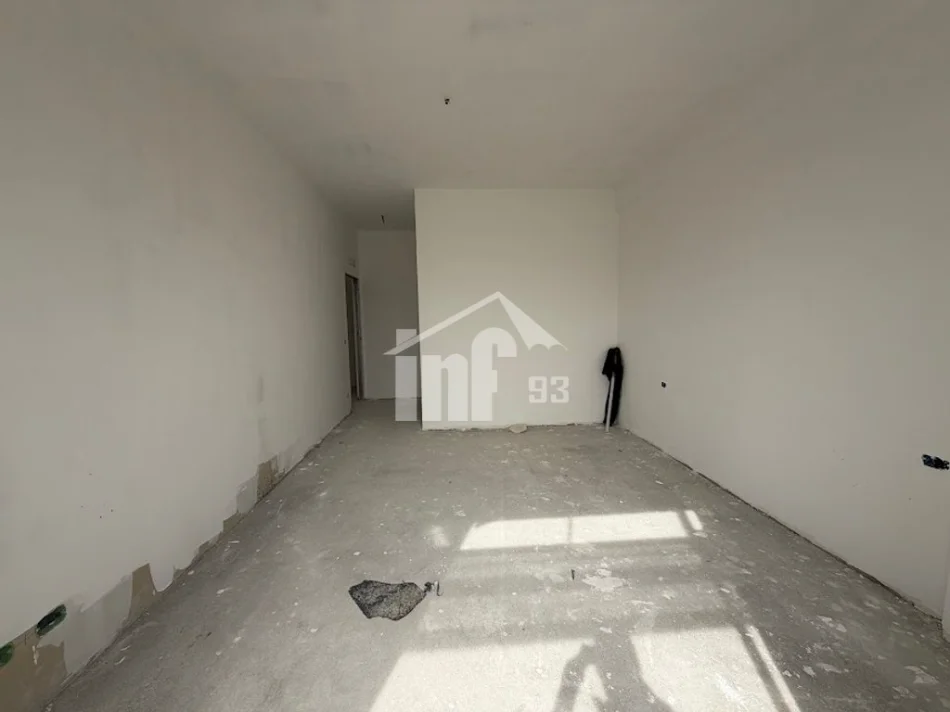 Tirane, shitet apartament 3+1 Kati 7, 176 m² 423.000 € (MBRAPA GLOBE, RRUGA E KAVAJËS)