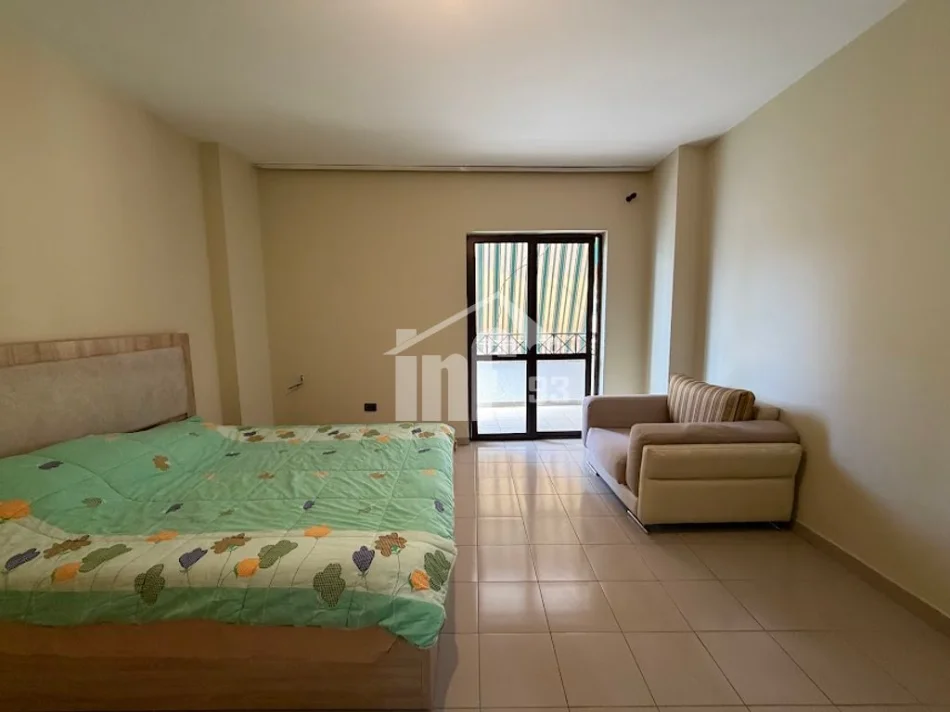 Tirane, shitet apartament 2+1+Ballkon Kati 3, 124 m² 340.000 € (PRANË QENDRËS)