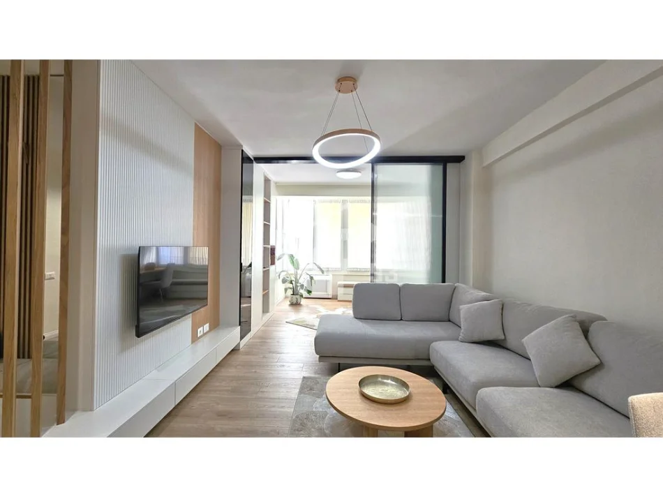 Tirane, jepet me qera apartament 2+1 Kati 6, 80 m² 850 € (NË RRUGËN “BUDI”, MBRAPA AMBASADËS AMERIKANE)