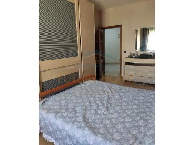 Durres, jepet me qera apartament 2+1+BLK Kati 4, 120 m² 450 Euro (Vollga)