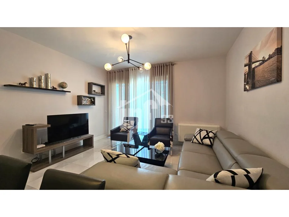 Tirane, jepet me qera apartament 2+1 Kati 7, 115 m² 1.700 € (“AMBASADOR 3” PRANË PARKUT DHE LIQENIT)
