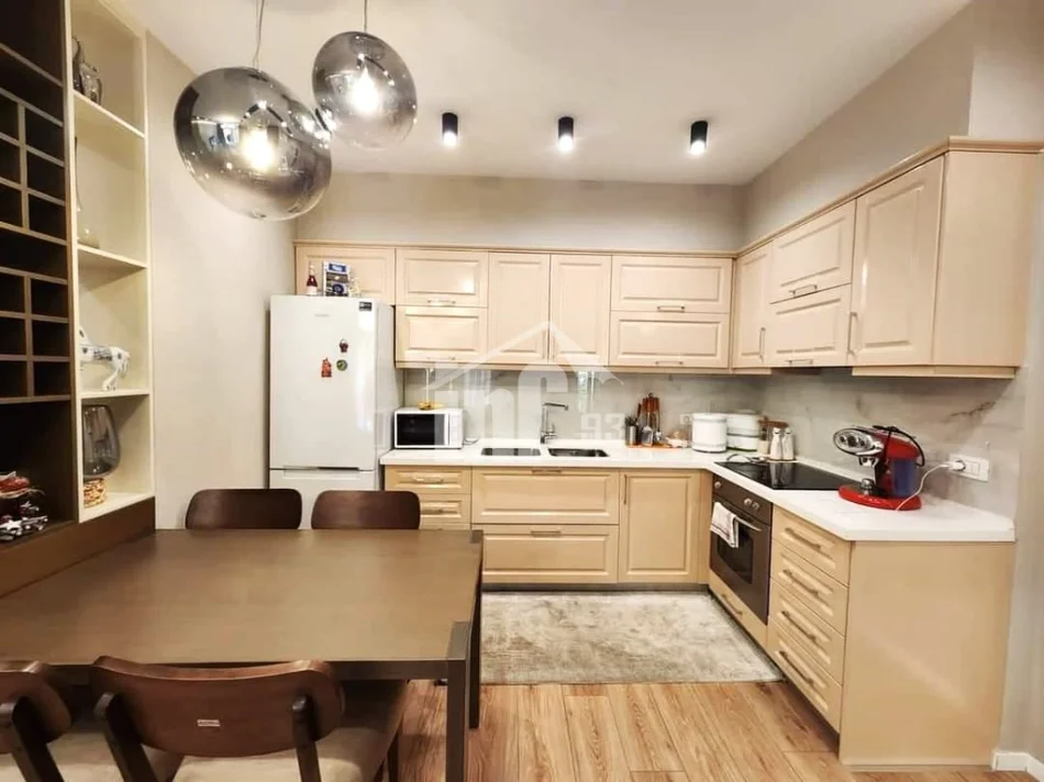 Tirane, jepet me qera apartament 1+1 Kati 3, 71 m² 850 € (TEK KOMPLEKSI “DELIJORGJI”)