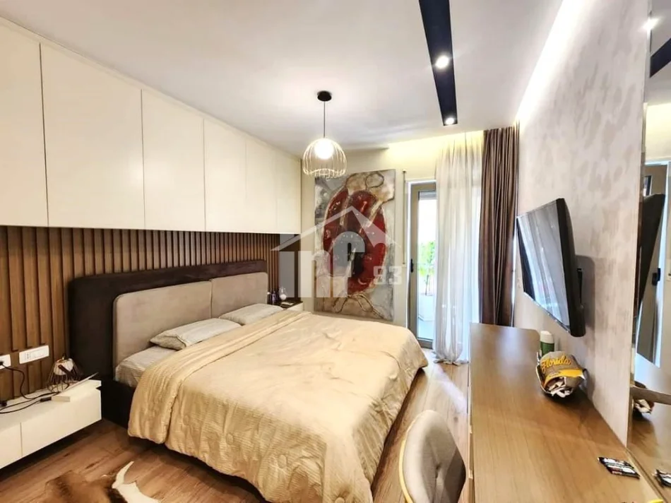 Tirane, jepet me qera apartament 1+1 Kati 3, 71 m² 850 € (TEK KOMPLEKSI “DELIJORGJI”)