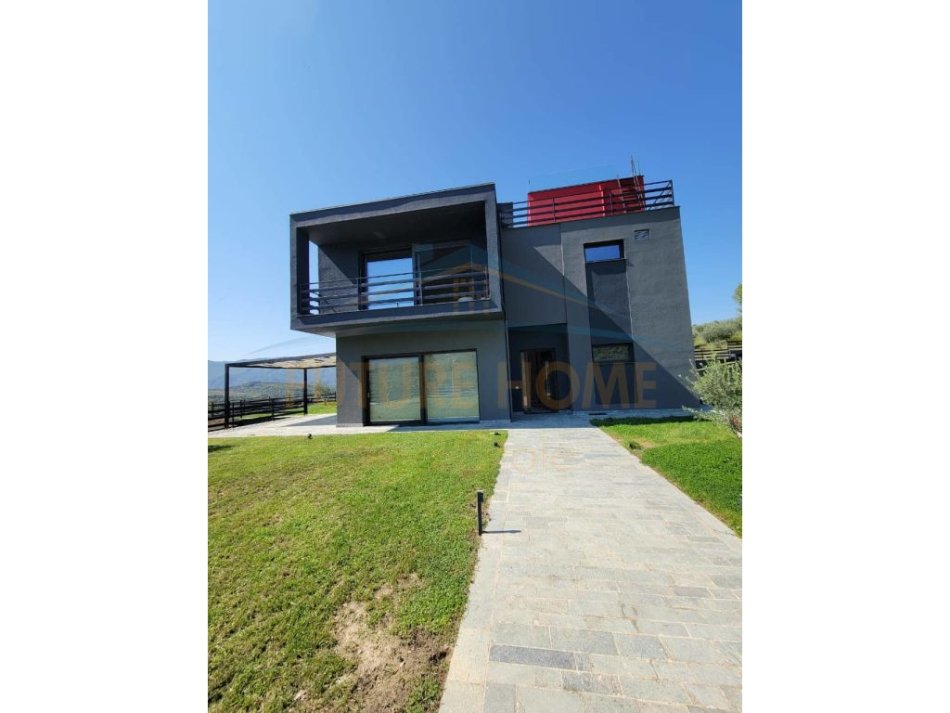 Tirane, shitet Vile 2 Katshe Kati 2, 917 m² 800.000 € (Daias)
