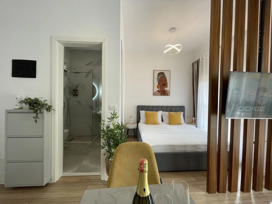 Tirane, shitet garsonier 1+1 Kati 6, 29 m² 54.000 € (Ali dem)