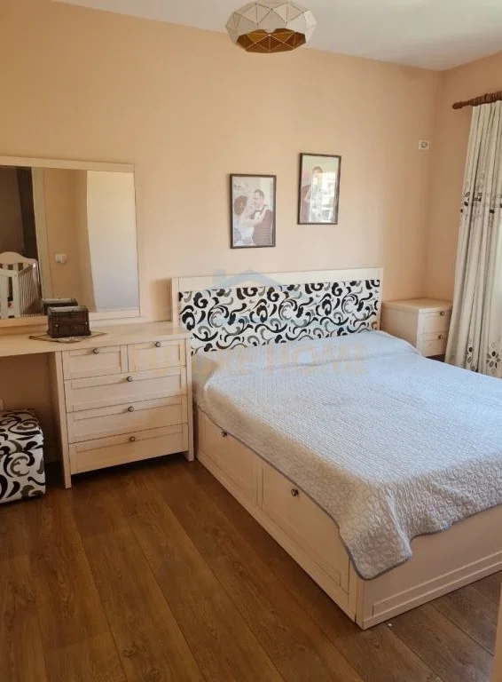 Tirane, jepet me qera apartament 2+1 Kati 5, 90 m² 500 € (Stacioni i Trenit)