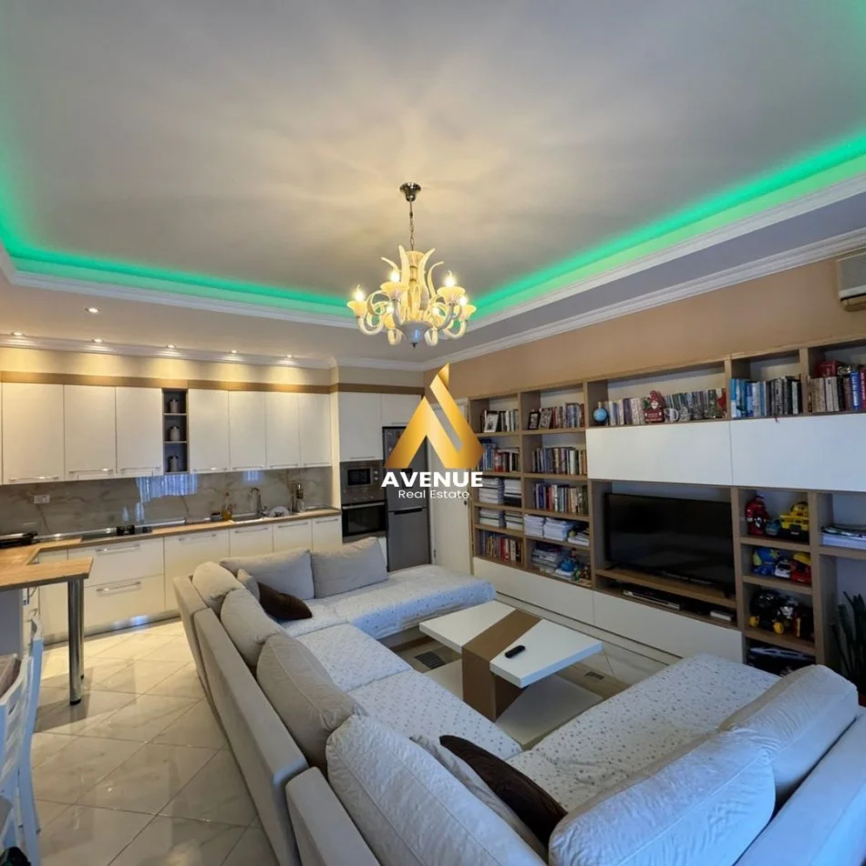 Tirane, shitet apartament 3+1 Kati 3, 113 m² 186.000 € (rruga e ullinjve)