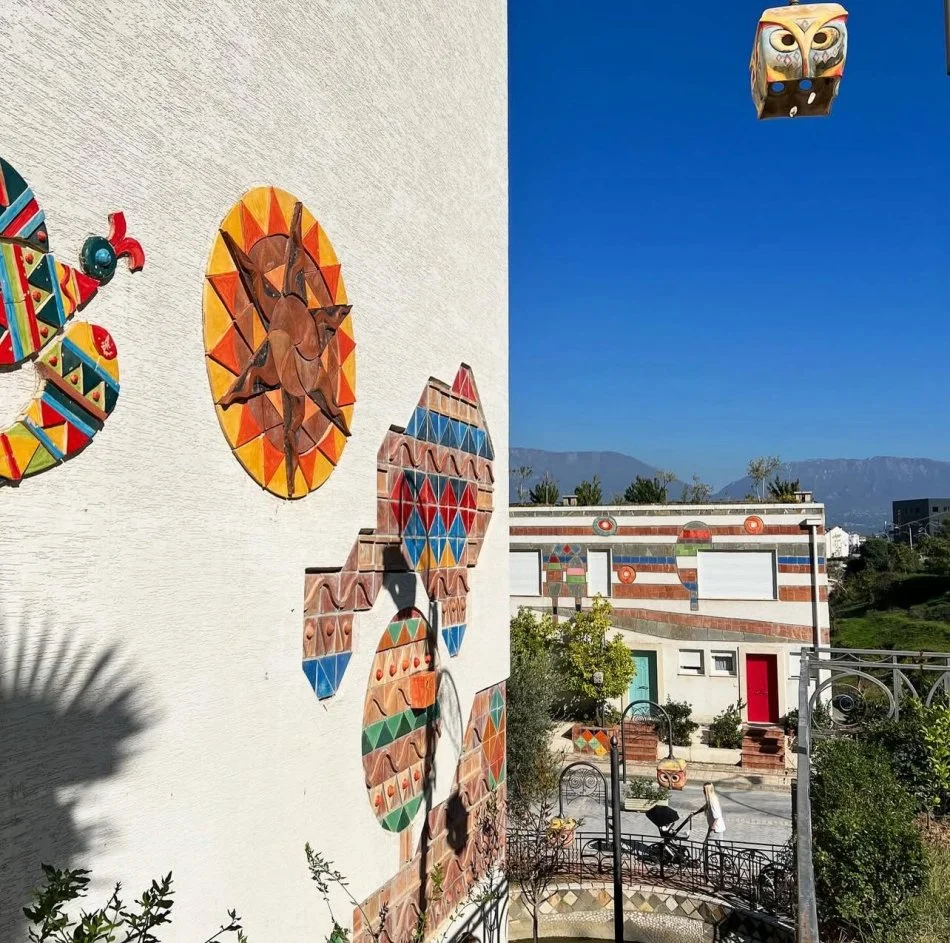 Tirane, jepet me qera apartament 2+1+Aneks+Ballkon Kati 2, 112 m² 600 € (REZIDENCA KODRA E DIELLIT 2)