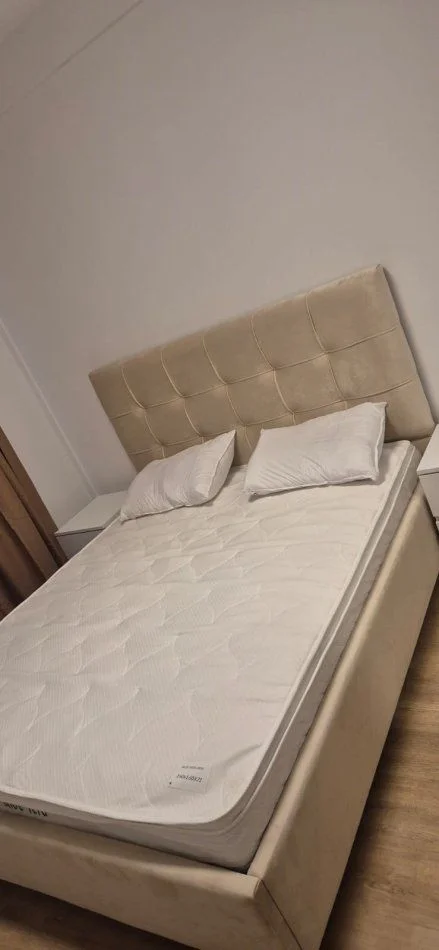 Tirane, jepet me qera apartament 2+1+Ballkon Kati 6, 96 m² 600 € (UNIVERS CITY)