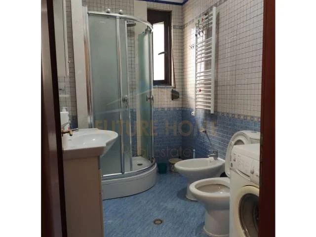 Durres, jepet me qera apartament 3+1+A+BLK Kati 4, 150 m² 500 Euro (Poliklinika)