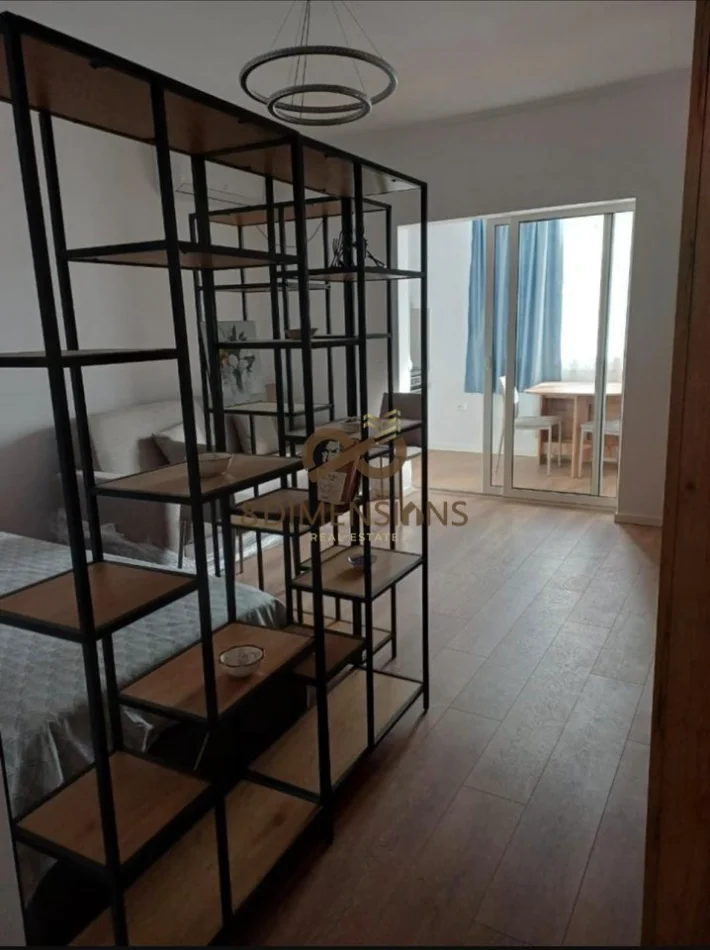Tirane, jepet me qera garsonier 1+1 Kati 5, 35 m² 500 € (myslym shyr)