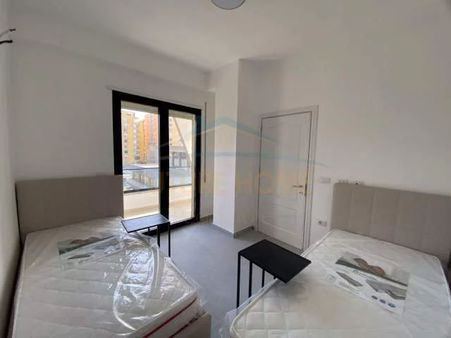 Durres, jepet me qera apartament 2+1+BLK Kati 4, 140 m² 900 Euro (Vollga)