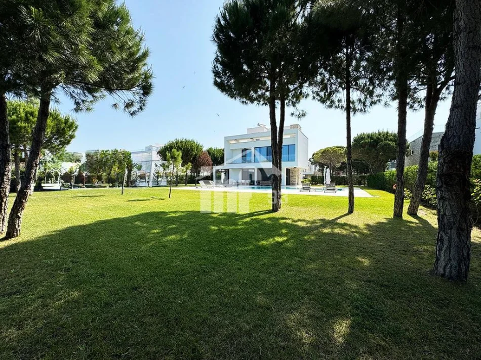 Gjiri Lalezit | Hamallaj, shitet Vile 2 Katshe , 574 m² ("SAN PIETRO" HOTEL & RESIDENCES)