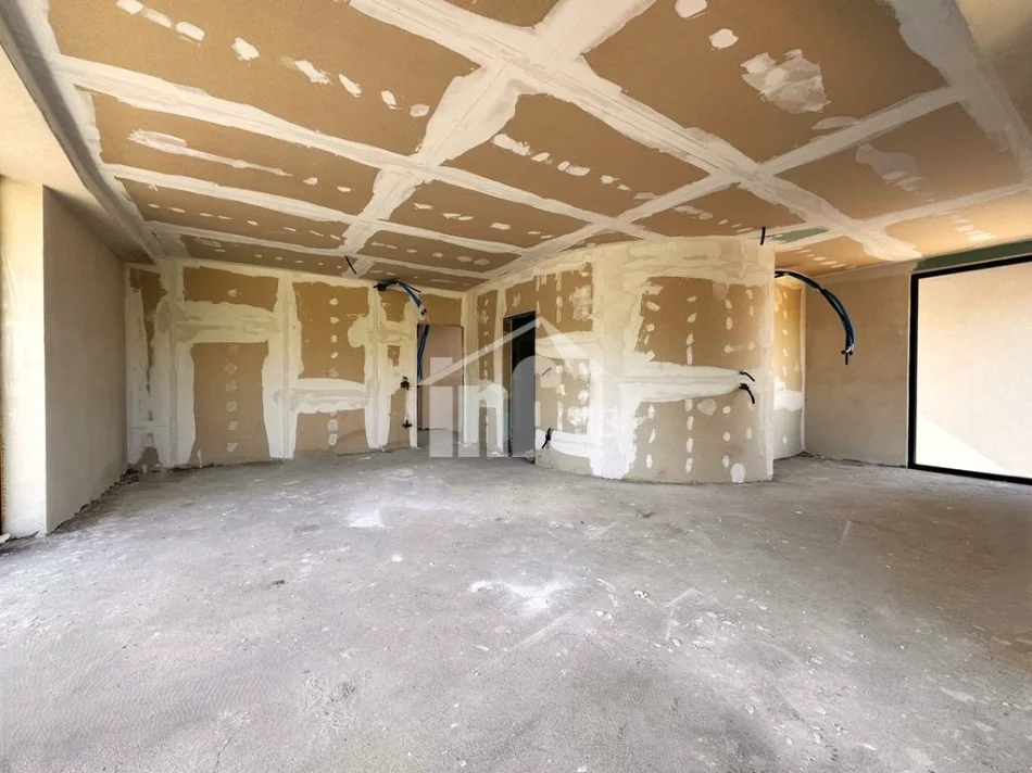 Tirane, shitet Vile 2 Katshe , 290 m² 790.000 € (NË FARKË)