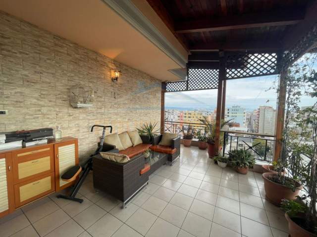Durres, shitet Penthouse 3+1+BLK Kati 10, 150 m² 115.000 Euro (Sotir Noka)