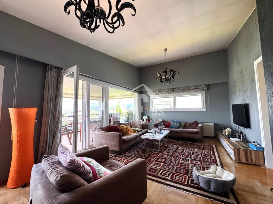 Tirane, jepet me qera Vile 2 Katshe , 249 m² 2.500 € ("LONG HILLS" RESIDENCE, 500 M NGA TEG)