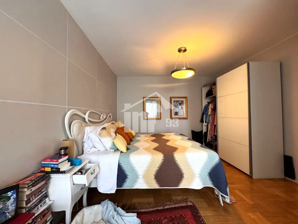 Tirane, jepet me qera Vile 2 Katshe , 249 m² 2.500 € ("LONG HILLS" RESIDENCE, 500 M NGA TEG)