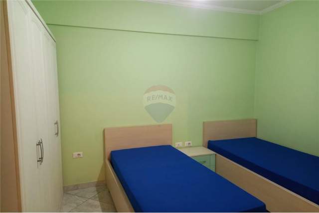 Tirane, jepet me qera apartament 2+1+BLK 105 m² 38.000 Leke (Selite)