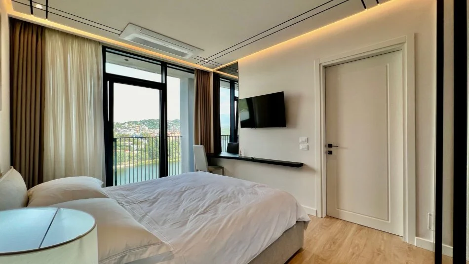 Tirane, jepet me qera apartament 1+1+Aneks+Ballkon Kati 9, 68 m² 1.300 € (Liqeni Artificial Tirane Rezidenca Lake View)