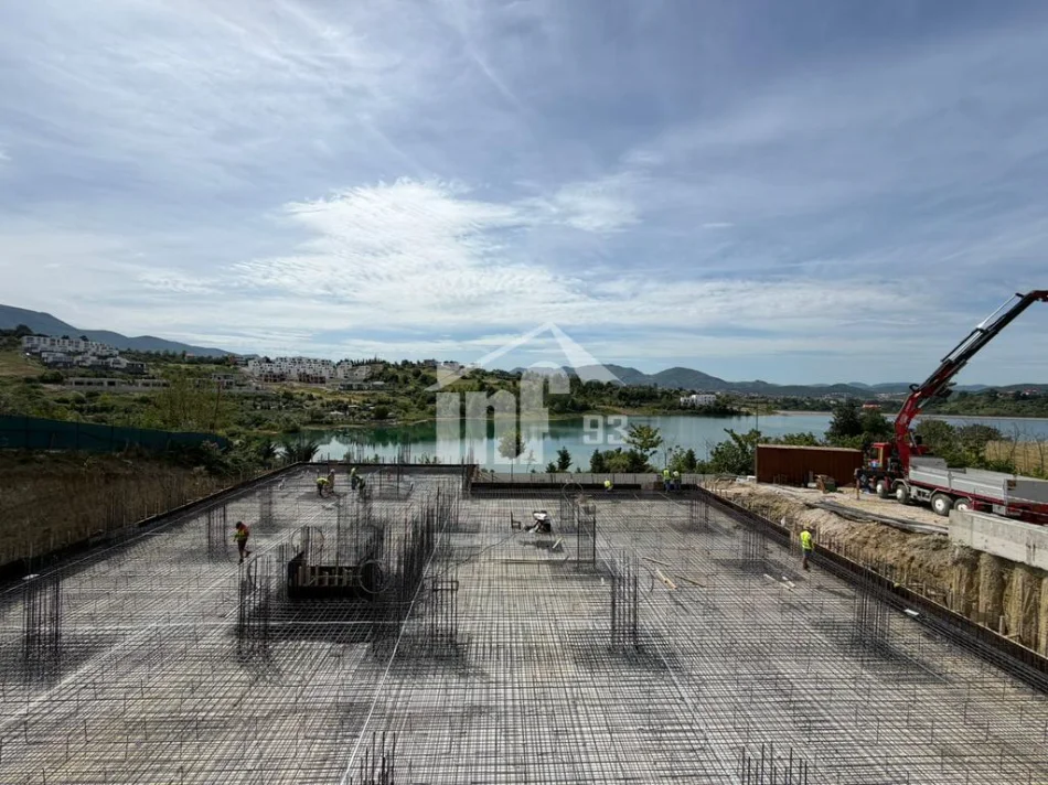 Tirane, shitet apartament 3+1 Kati -1, 155 m² 416.600 € (TEK LIQENI I FARKËS)