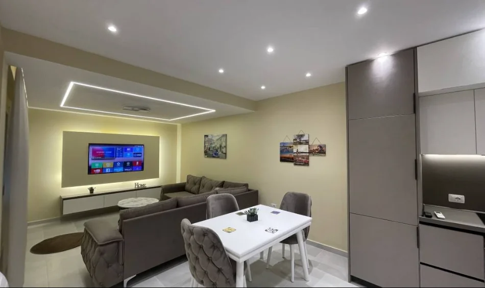 Tirane, jepet me qera apartament 1+1 Kati 2, 60 m² 600 € (kodra e diellit)