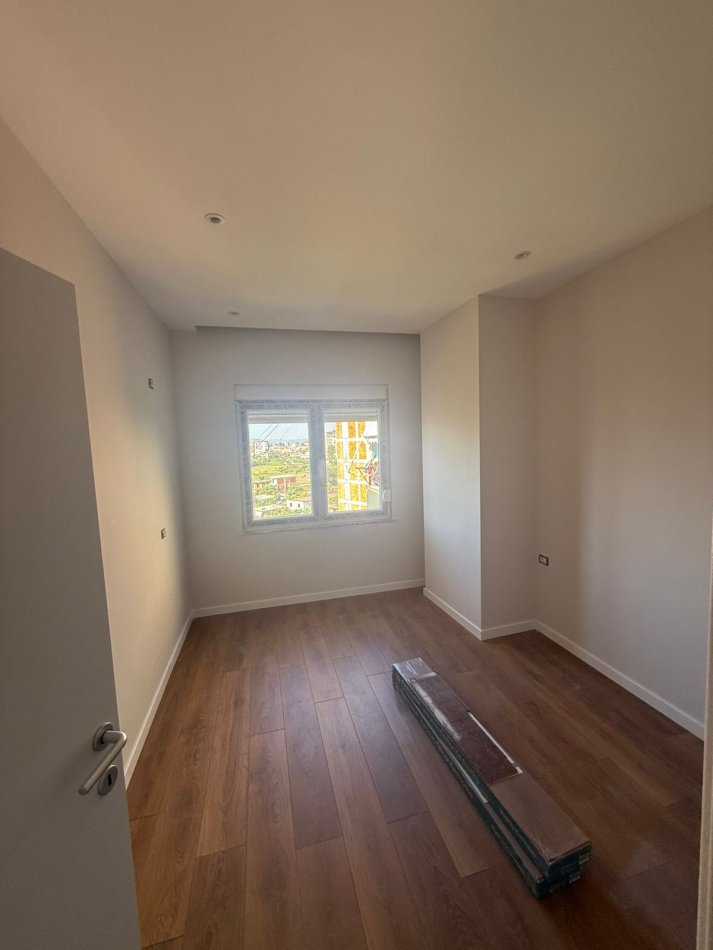 Tirane, shitet apartament 1+1 Kati 7, 61 m² 95.000 €
