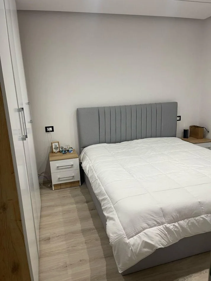 Tirane, jepet me qera apartament 1+1 Kati 1, 50 m² 500 € (Rruga e Kavajes,prane rruges Shefqet Musaraj)