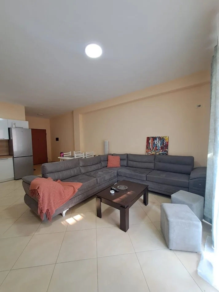 jepet me qera apartament 2+1+Ballkon Kati 4, 90 m² 650 € (Fondacioni eleonor)