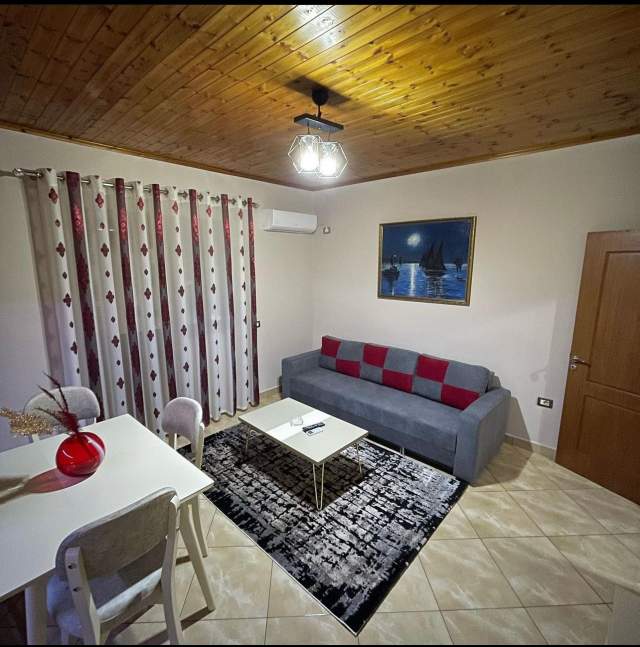 Tirane, jepet me qera apartament 1+1 Kati 4, 71 m² 400 Euro (Rruga Don Bosko)