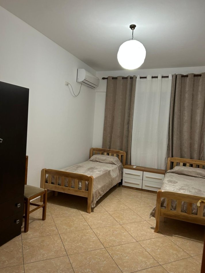 Tirane, jepet me qera apartament 3+1 Kati 9, 120 m² 750 € (Don Bosko)