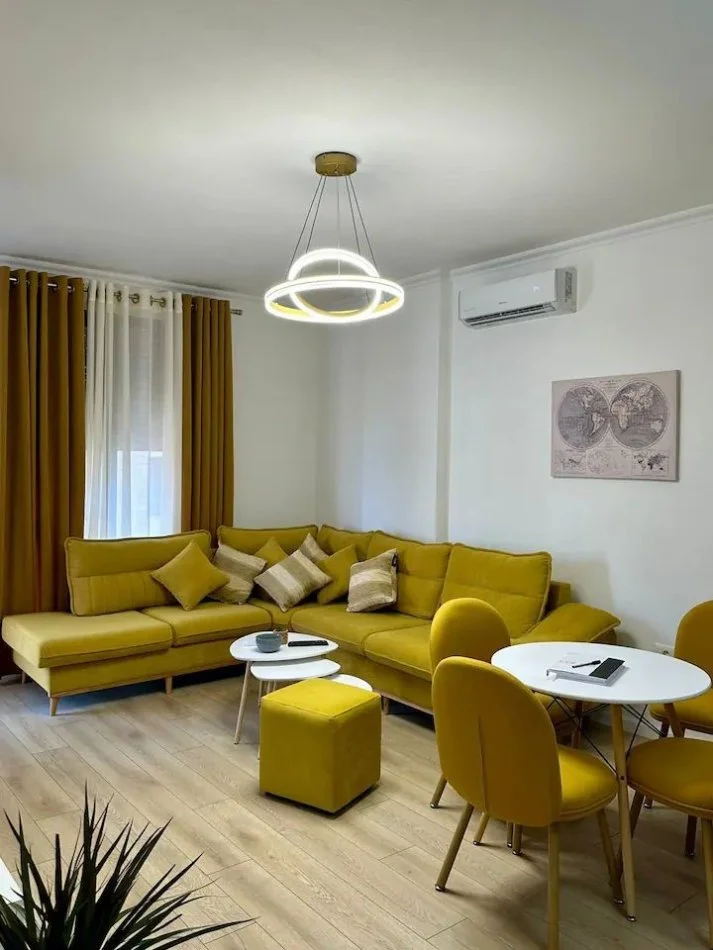 Tirane, jepet me qera apartament 1+1 Kati 4, 63 m² 800 € (Jepet Apartament Me Qira Porcelan)