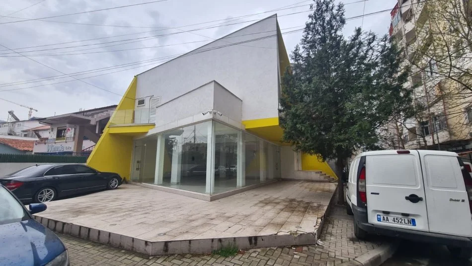 🏅Objekt 2 katshe   me  
Qera  ne Don bosko