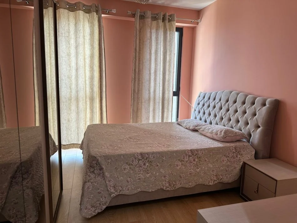 Tirane, jepet me qera apartament 2+1 Kati 9, 110 m² 700 € (Kompleksi Asl,Rruga Kongresi i Manastirit)