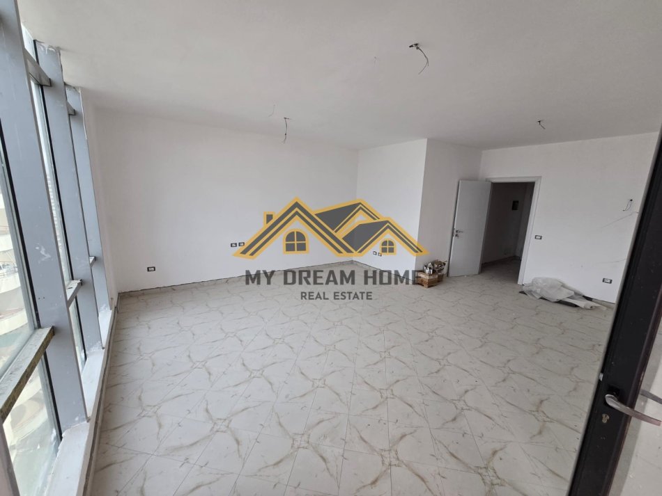 Durres, shitet apartament Kati 10, 95 m² 230.000 € (Vollga)