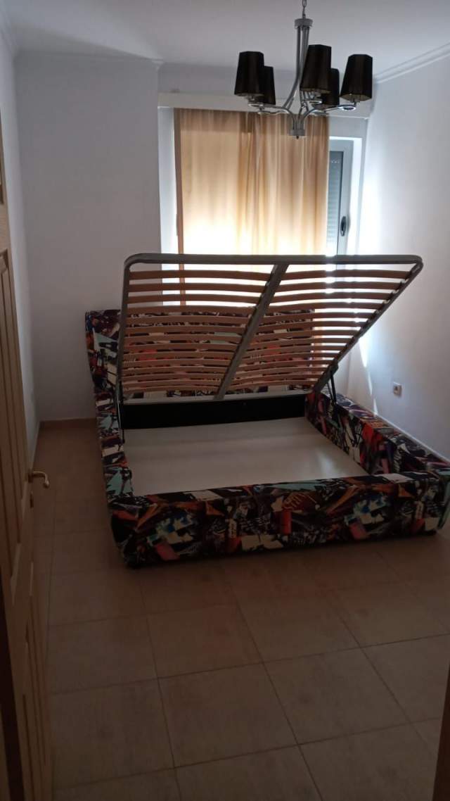 Tirane, jepet me qera Apartament 2+1+BLK Kati 1, 135 m² 350 Euro (Teodor Keko)