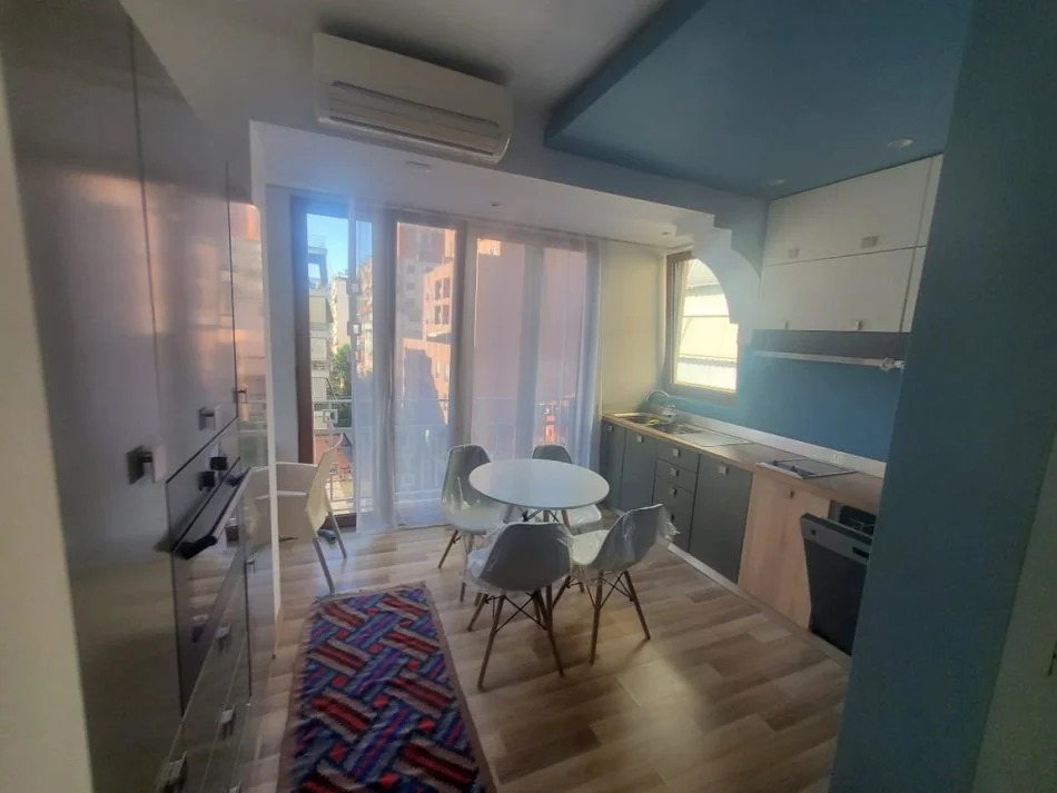 Tirane, jepet me qera apartament 1+1 Kati 6, 66 m² 550 € (Myslym shyrri)