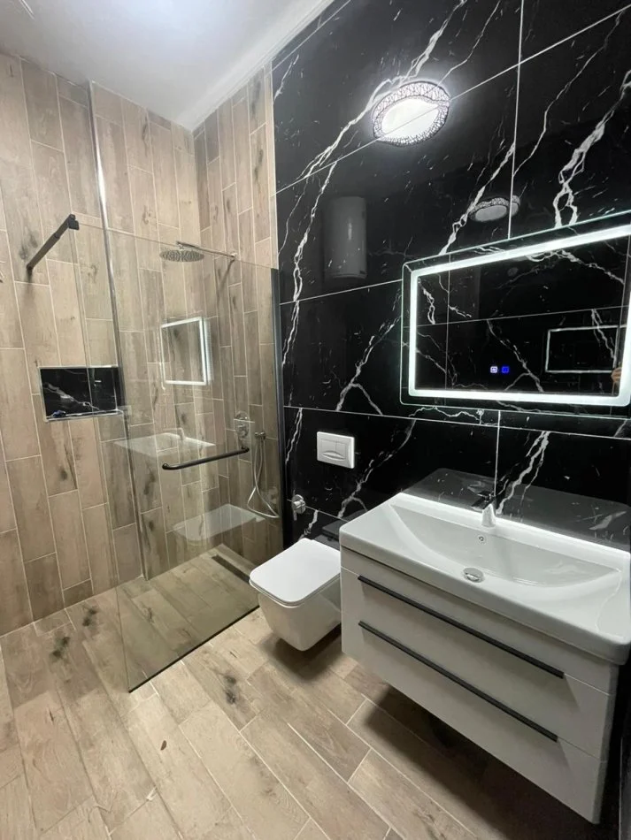 Durres, shitet apartament 3+1+Ballkon Kati 1, 115 m² 120.000 € (Plazh, Durres)